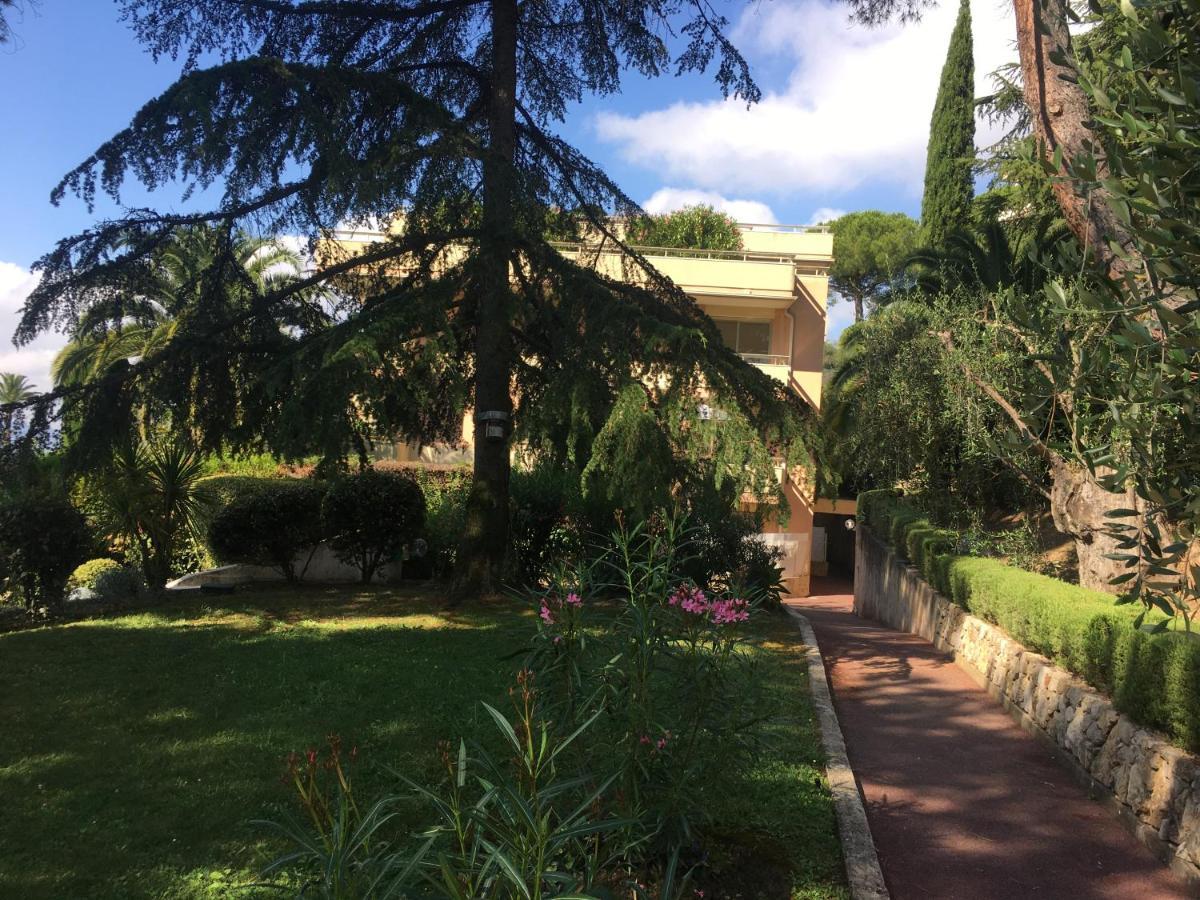 Clim Jardin Et Parking Prive -Piscine Tennis Et Park Vue Mer Grasse Kültér fotó